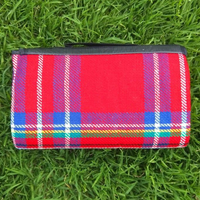 Waterproof PVC Underside Picnic Blanket with Handle