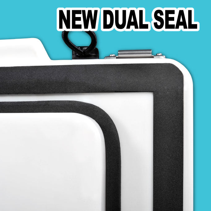 Techniice Classic Ice box 40L White Blue * FRESH STOCK JUST ARRIVED *FREE 6 REUSABLE DRY ICE PACKS VALUES $32.95